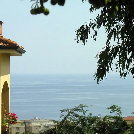 Apartamento Locazione Turistica Casa Bianca San Remo